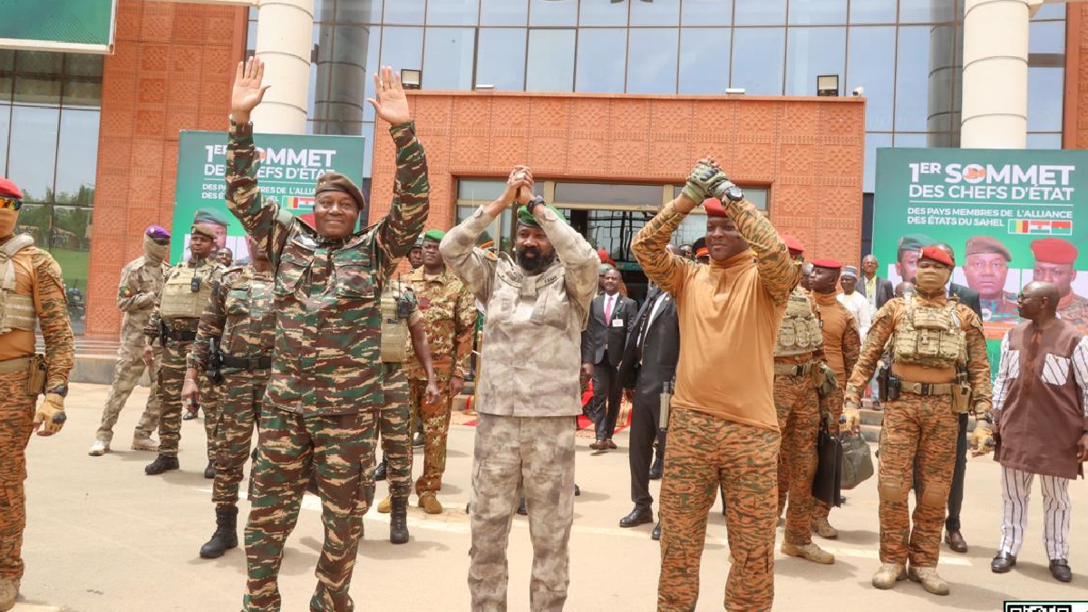 Mali : le sommet des chefs d’État de l’AES s’ouvre à Bamako pour consolider l’axe sahélien