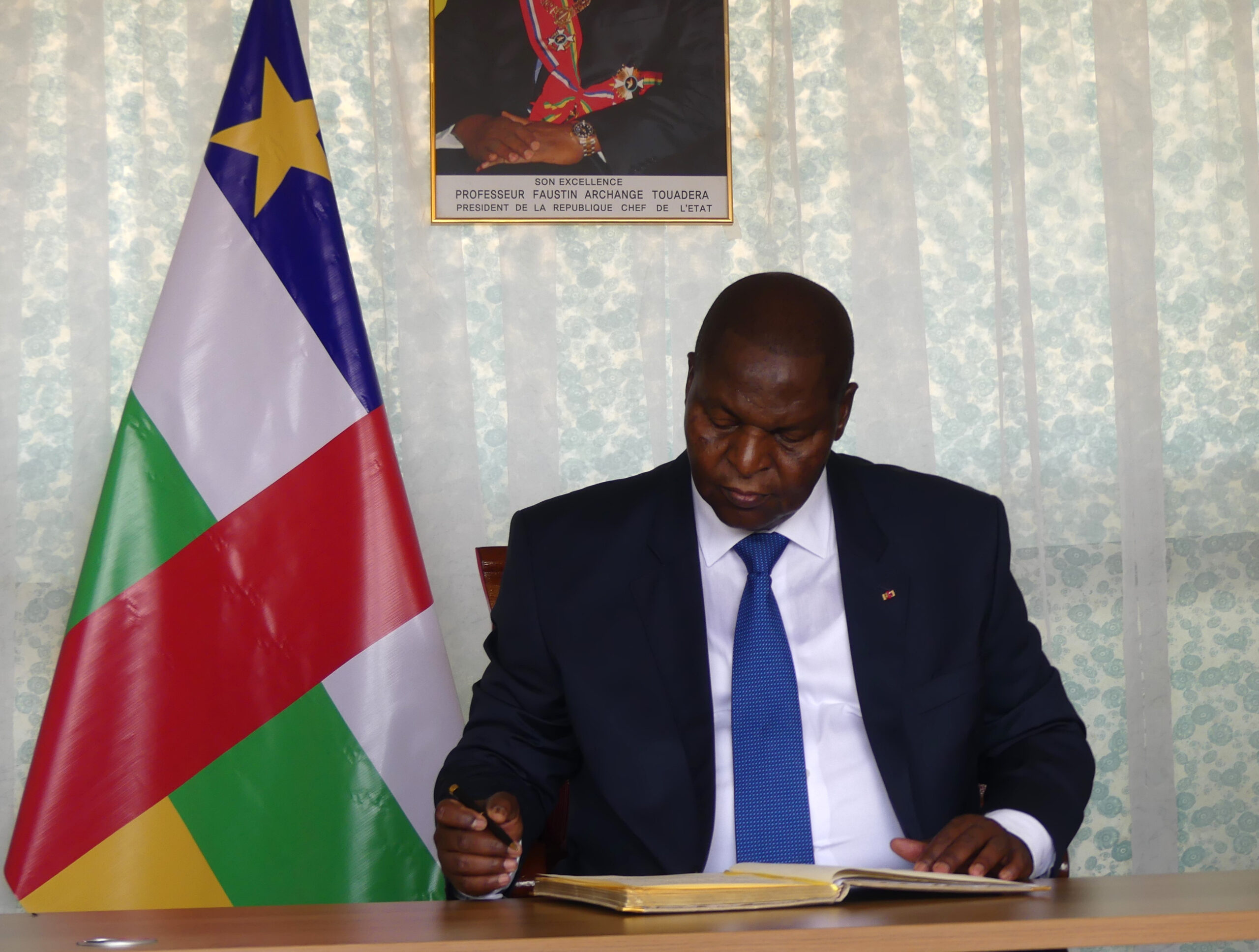 Présidentielle en Centrafrique : Faustin-Archange Touadéra proclamé vainqueur dès le premier tour