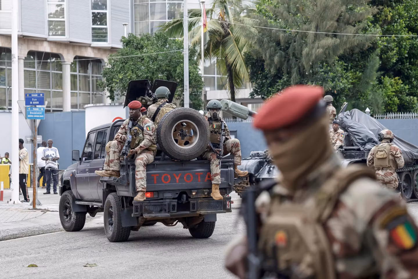 Tirs d'armes automatiques près de la prison centrale de Conakry