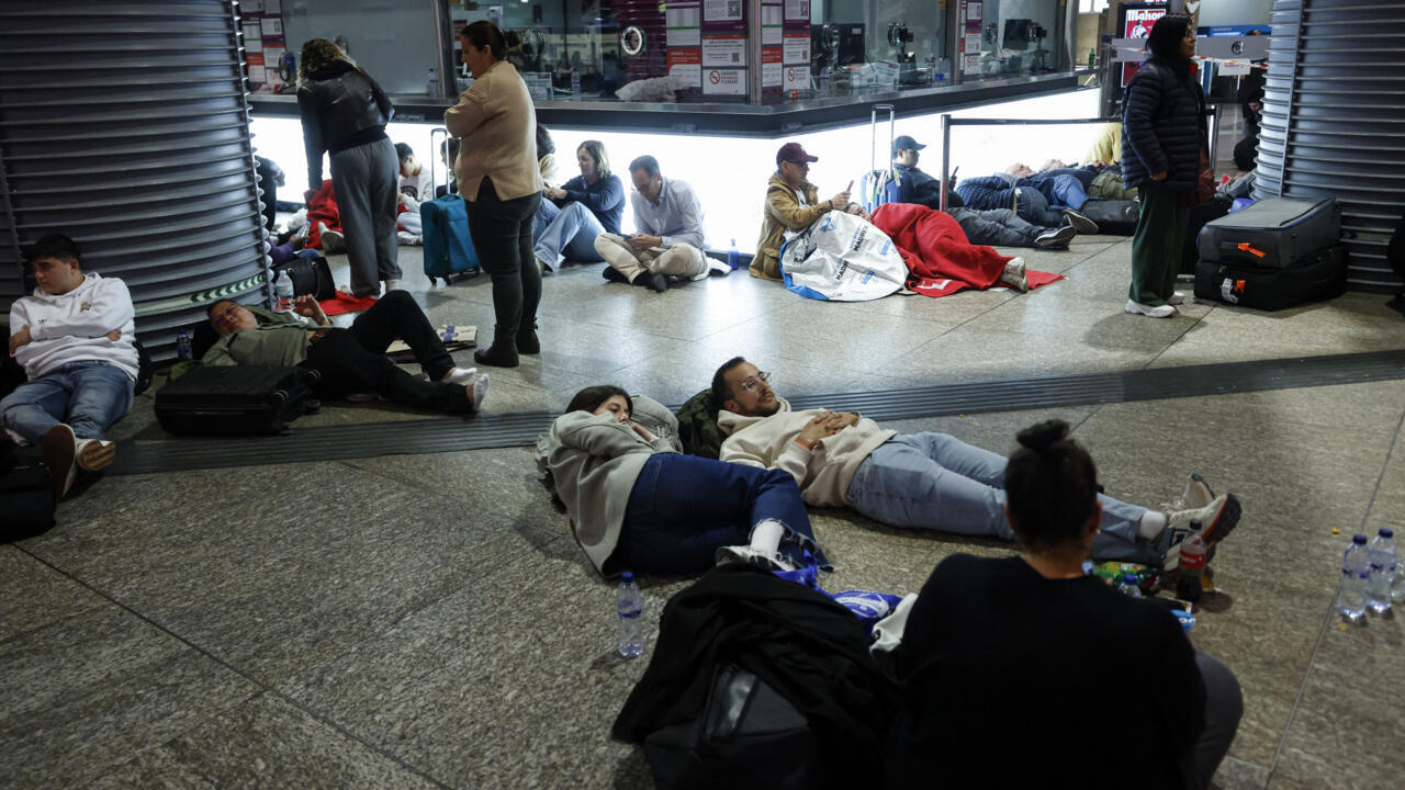 Panne géante en Espagne et au Portugal : un « cocktail parfait » de surtensions en cause