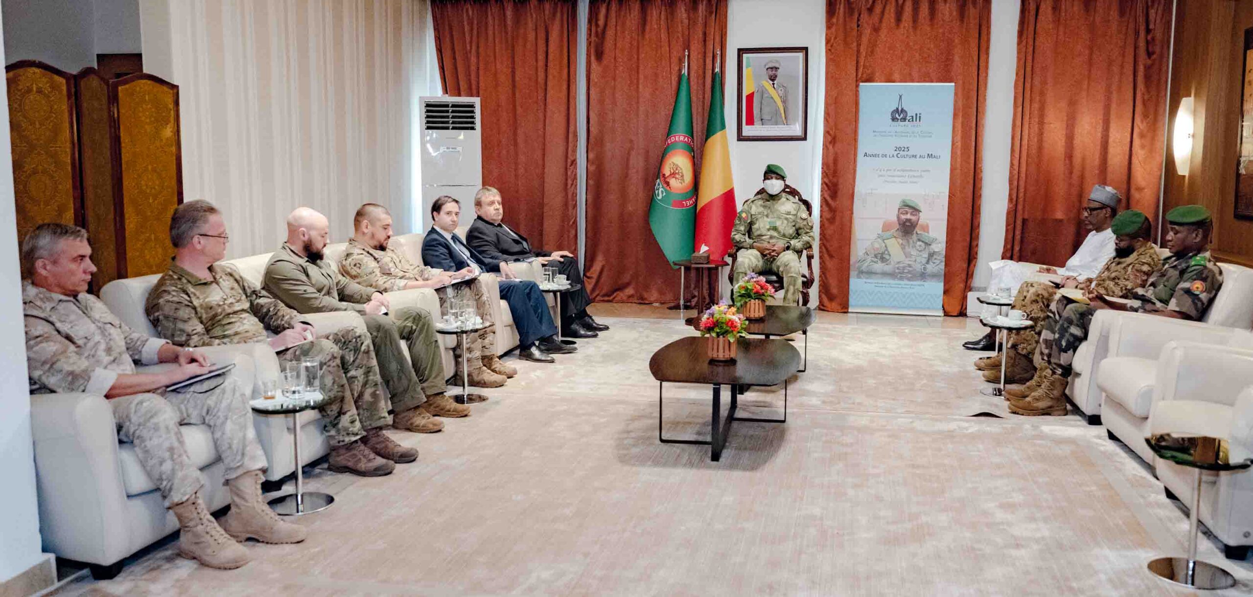 Mali : après les attaques du 25 avril, Assimi Goïta durcit la riposte sécuritaire