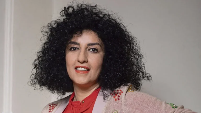Iran : Narges Mohammadi, prix Nobel de la paix, dans un état « grave » en prison