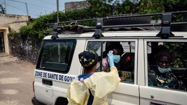 Ebola en RDC : l&rsquo;Allemagne va soigner un médecin américain contaminé