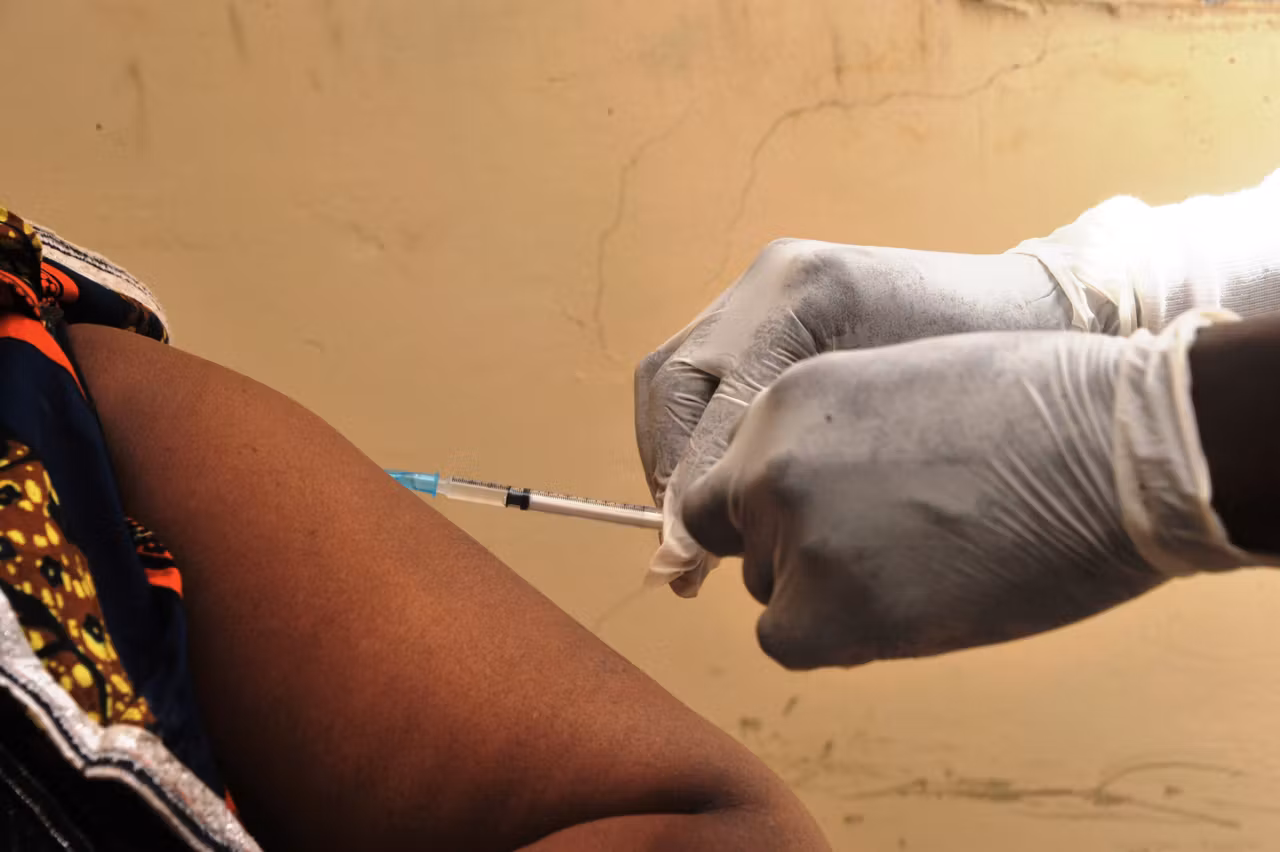 Ebola : aucun vaccin homologué, la Russie annonce un candidat en évaluation