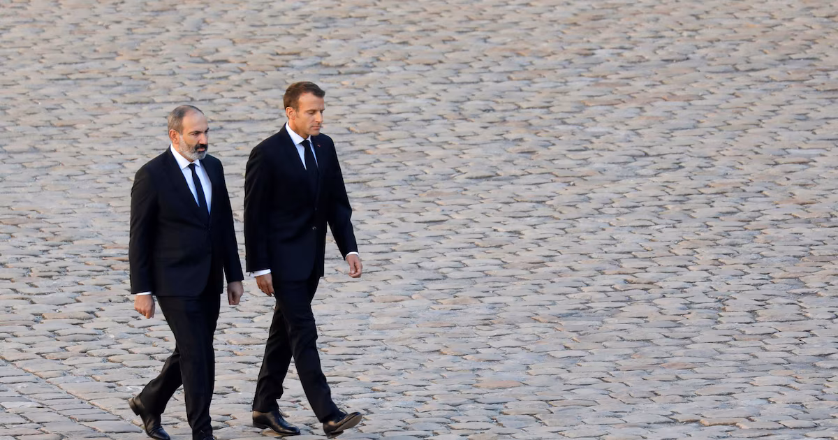 Macron en Arménie : Paris renforce son alliance avec Erevan dans un Caucase en mutation