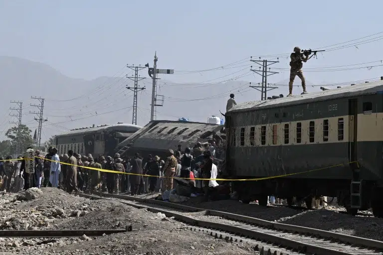Pakistan : au moins 24 morts dans l&rsquo;attentat à la voiture piégée