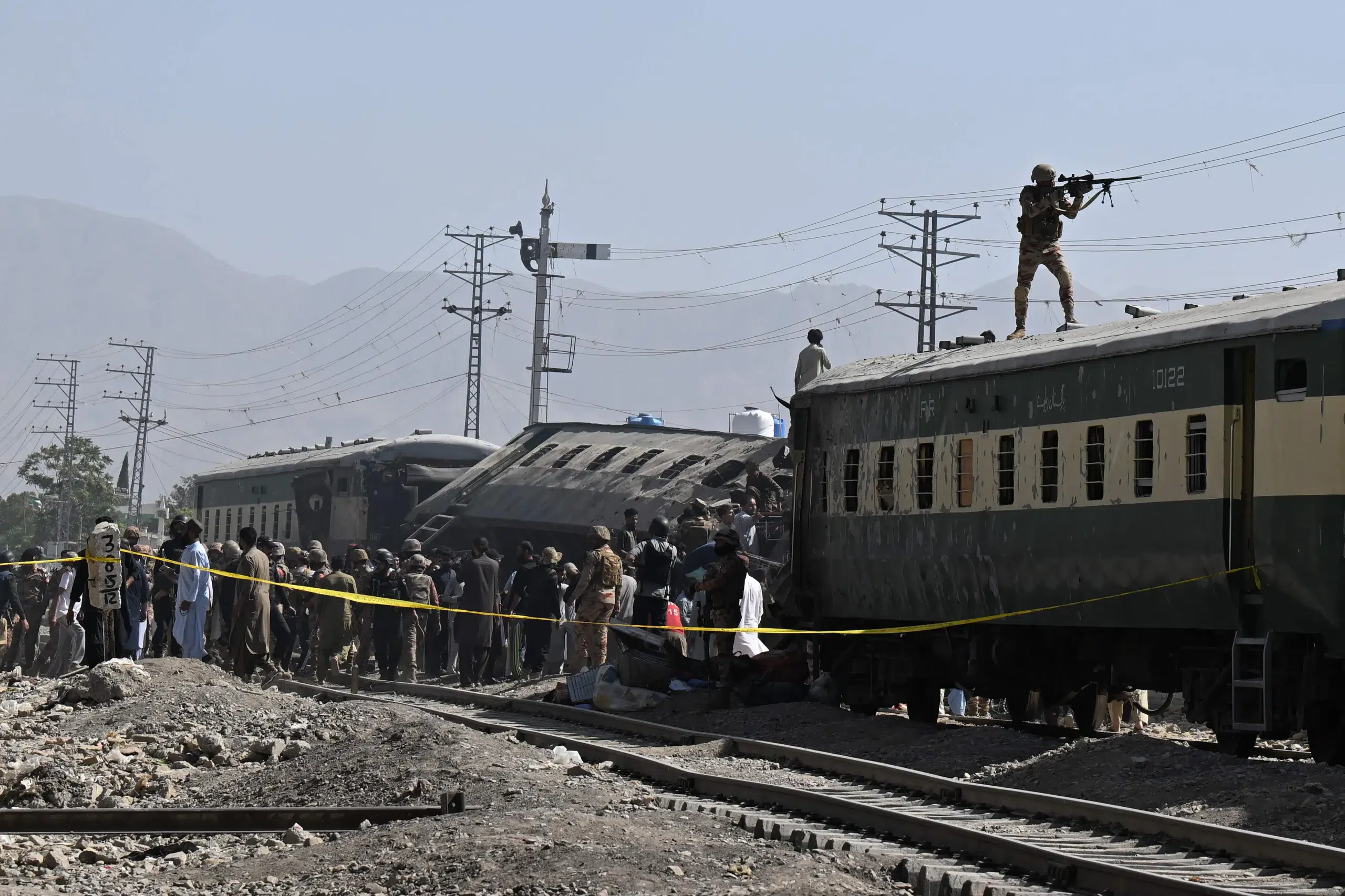 Pakistan : au moins 24 morts dans l'attentat à la voiture piégée