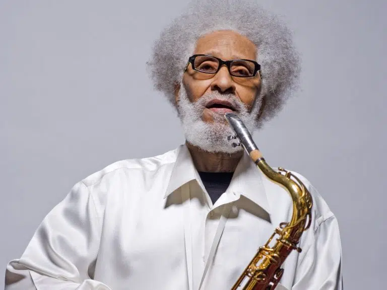 Sonny Rollins, légende du saxophone jazz, s’éteint à 95 ans