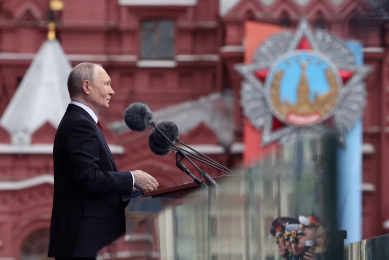 Russie : une parade du 9 mai sous tension, reflet des fragilités du Kremlin