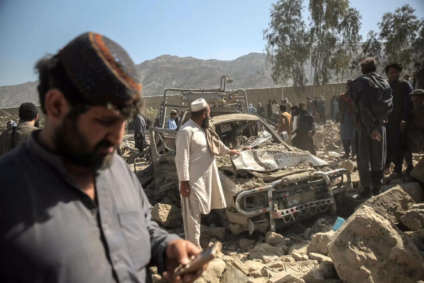 Pakistan : Islamabad accuse des groupes basés en Afghanistan après une attaque meurtrière à Bannu