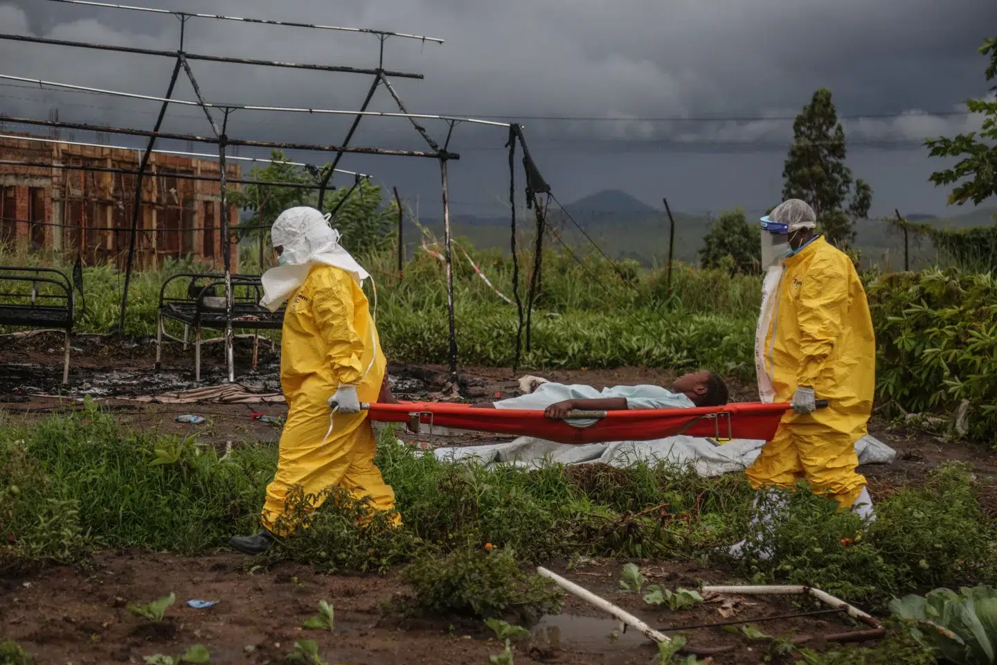 RDC : plus de 900 cas suspects d’Ebola recensés, l’OMS en alerte