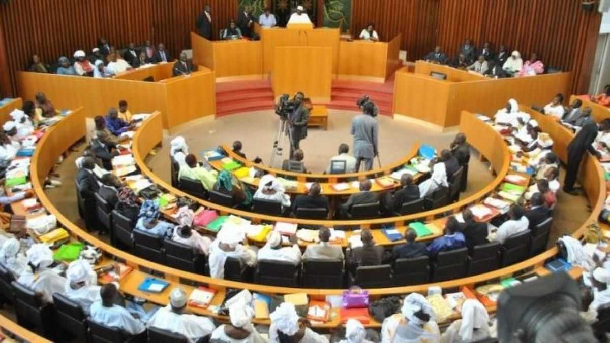 Sénégal : deux députés du Pastef convoqués par la gendarmerie