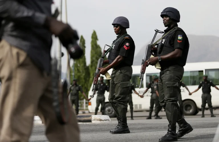 Nigeria : le Sénat ouvre la voie à des polices d&rsquo;État pour répondre à l&rsquo;insécurité