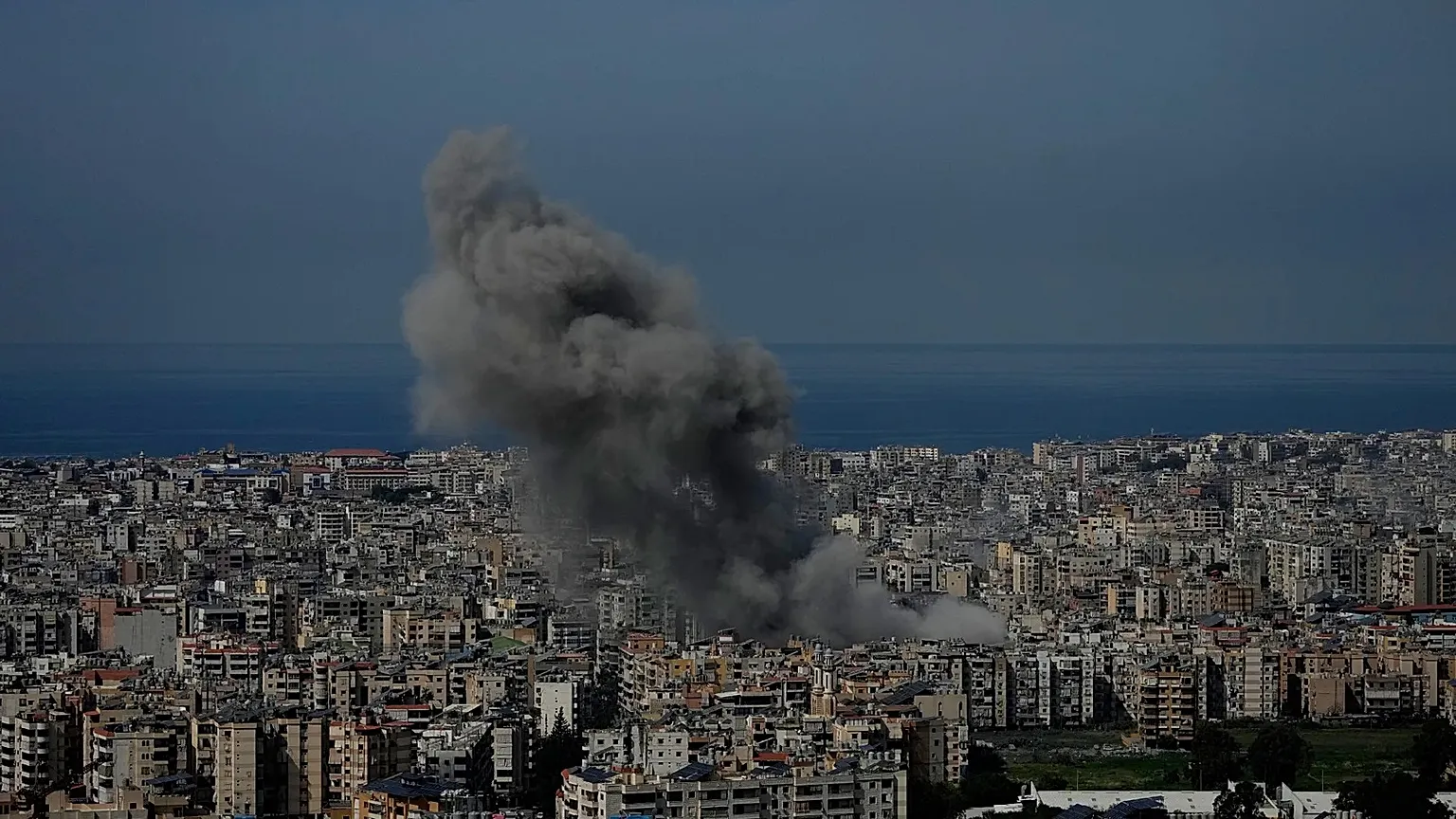 Israël et le Liban multiplient les appels à la paix malgré la poursuite des combats