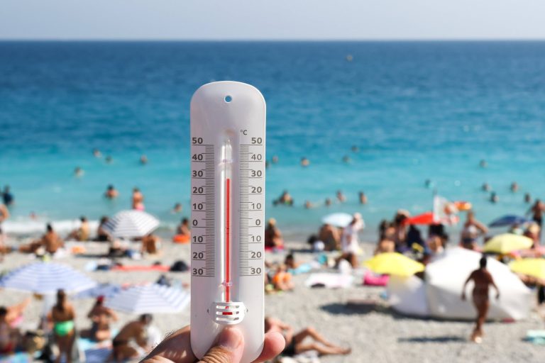 Vague de chaleur en France : jusqu&rsquo;à 35°C attendus dans le Sud-Ouest et en Occitanie ce week-end