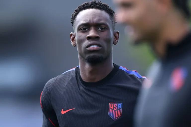 Mondial 2026 : la décision de la FIFA sur Balogun déclenche une tempête internationale