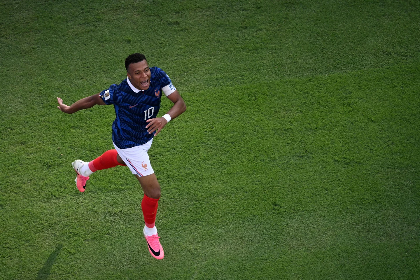 Polémique après France–Paraguay : une sénatrice vise violemment Kylian Mbappé sur les réseaux sociaux